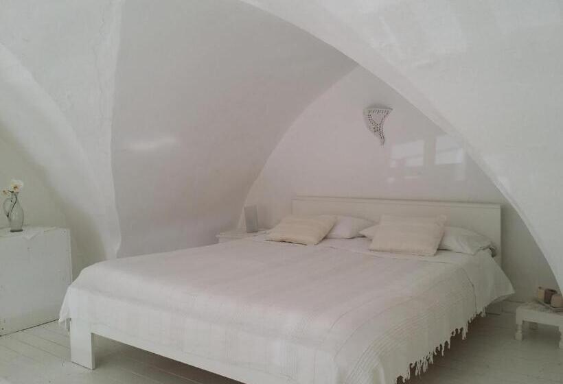 חדר סטודיו סטנדרד, Corte Moline