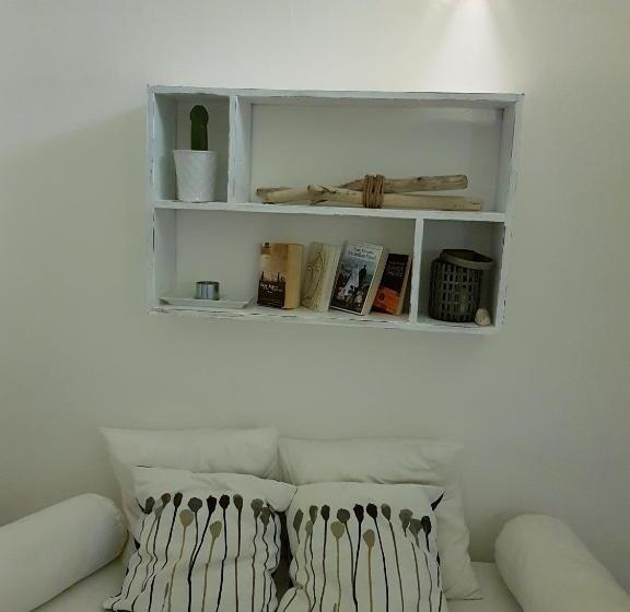 חדר סטודיו סטנדרד, Corte Moline