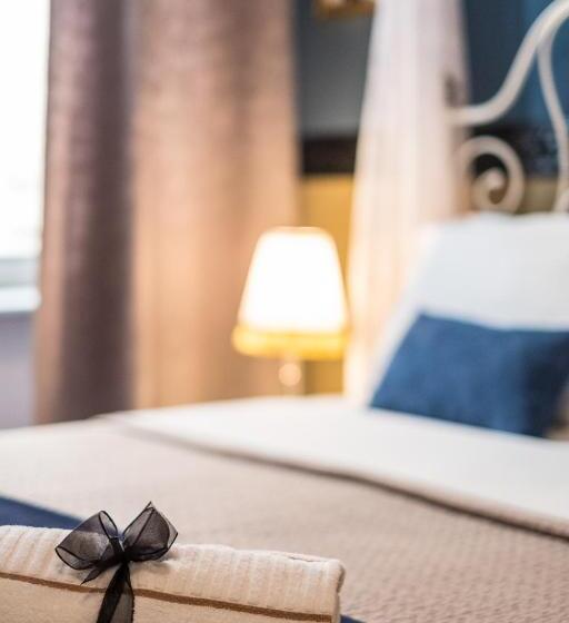 اتاق استاندارد با بالکن, Domus San Martino Guesthouse
