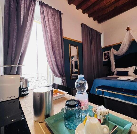 اتاق استاندارد با بالکن, Domus San Martino Guesthouse