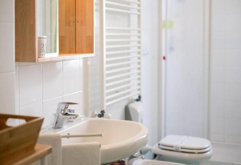 اتاق استاندارد سه نفره, Domus San Martino Guesthouse