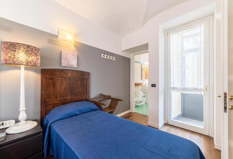 اتاق استاندارد سه نفره, Domus San Martino Guesthouse