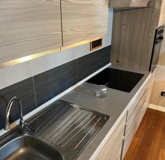 استودیو استاندارد با بالکن, Domus San Martino Guesthouse