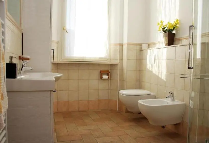 バスルーム共有のシングルスタンダード, La Casa Della Nonna
