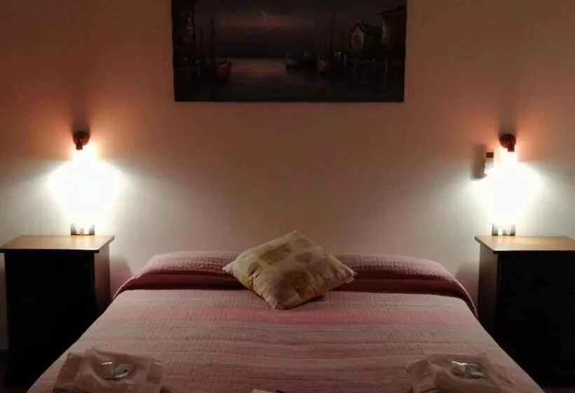 バスルーム共有のトリプルスタンダード, La Casa Della Nonna