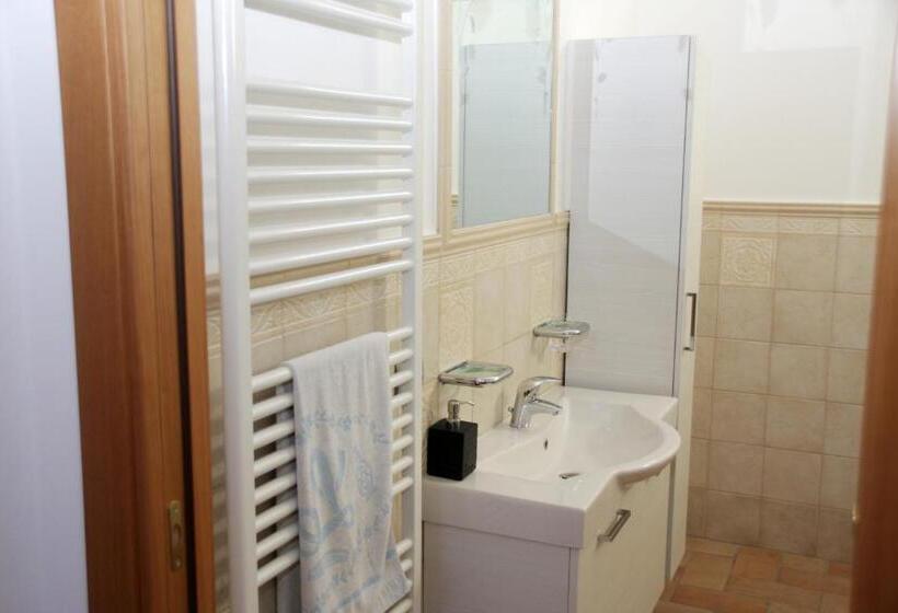 Standard room with outdoor bath, La Casa Della Nonna