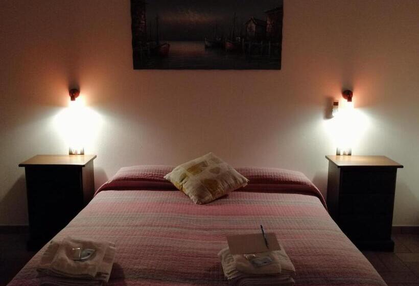 Standard room with outdoor bath, La Casa Della Nonna