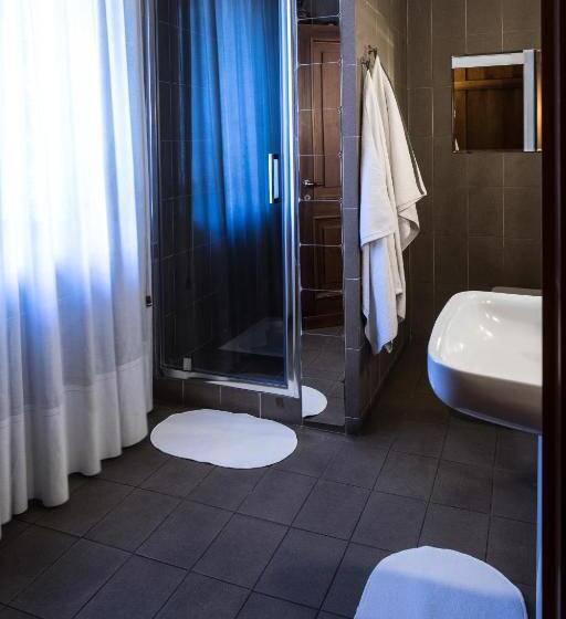 מיטת קינג בסוויטה, La Gare B&b Fiera