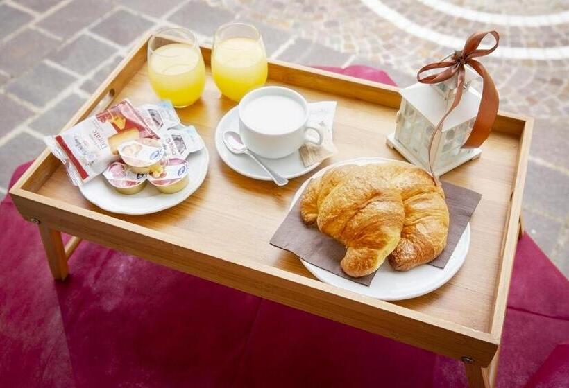 اتاق اکونومی یک تخته, Maison Reale