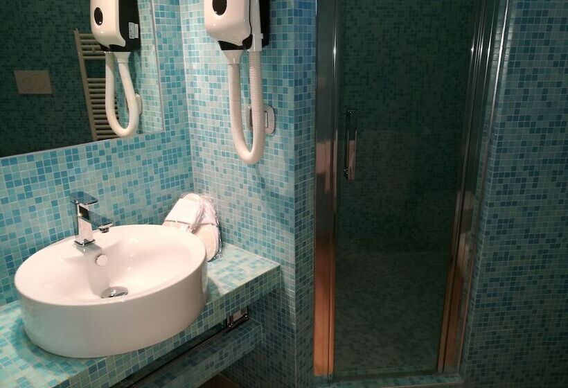 اتاق استاندارد با بالکن, Maison Reale