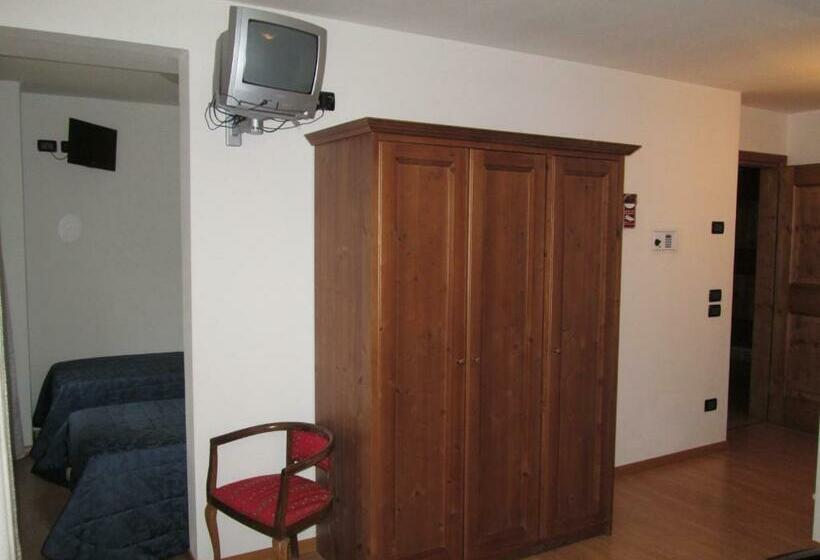 标准间带阳台, Meublè Blue House