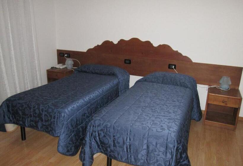 标准间带阳台, Meublè Blue House