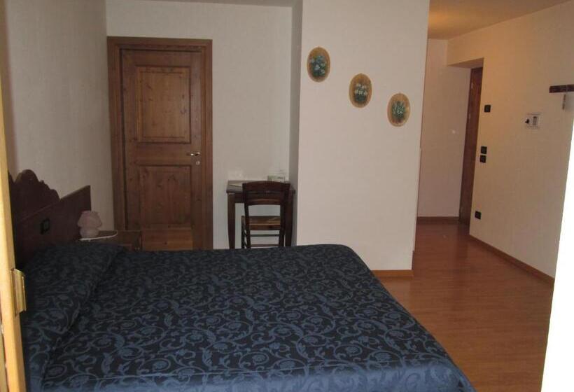 标准间带阳台, Meublè Blue House