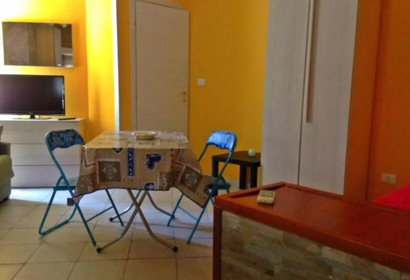 Deluxe-studio, San Nicolò House