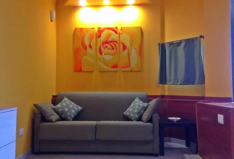 Deluxe-studio, San Nicolò House