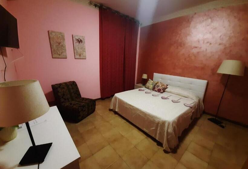 Номер Стандарт с Балконом, San Nicolò House