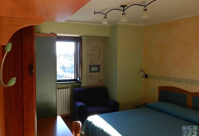 اتاق استاندارد سه نفره, Garni B&b La Ruapescocostanzo