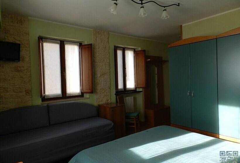 スタンダードトリプルルーム, Garni B&b La Ruapescocostanzo