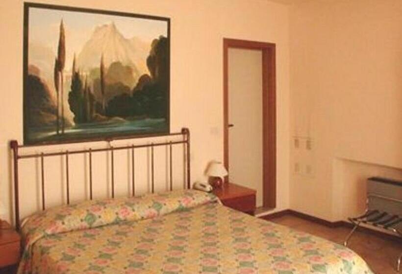 Номер Стандарт Индивидуальный, Albergo El Rancho
