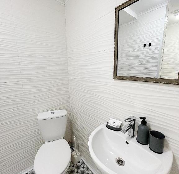 スタンダードシングルルーム, And Entertaiment Complex Vlada