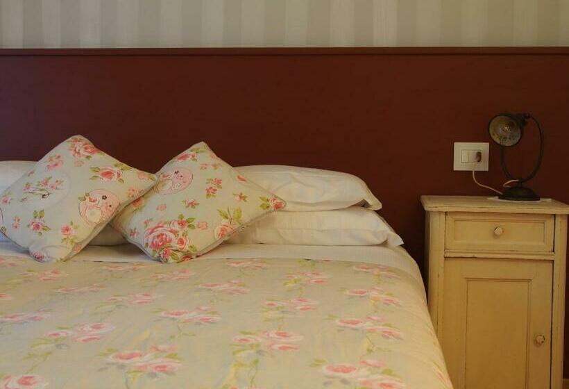 غرفة قياسية, Casa Del Pittore