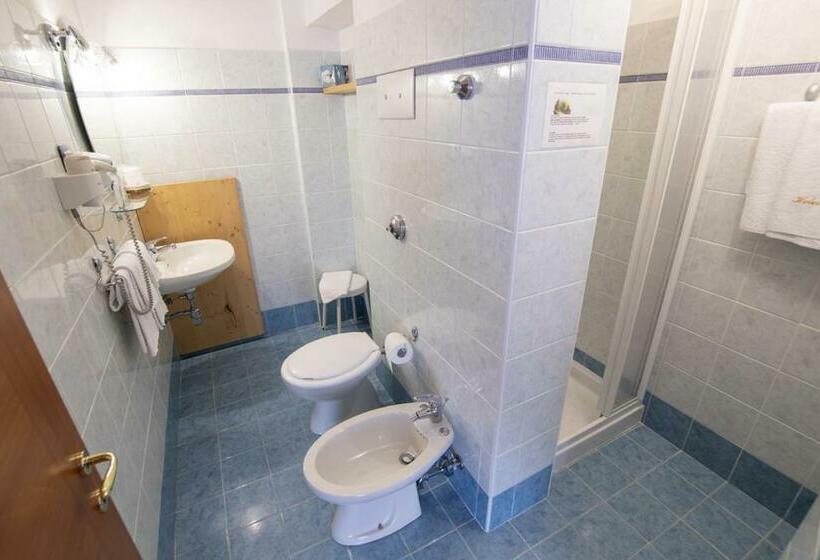 패밀리 룸, Edelweiss