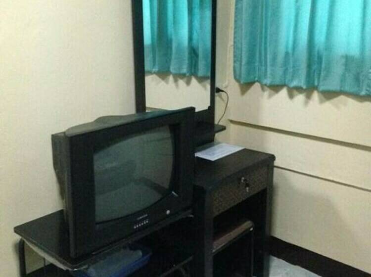 Quarto Estandar, Maesai Complex