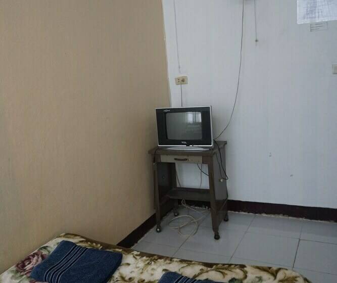 Quarto Estandar, Maesai Complex