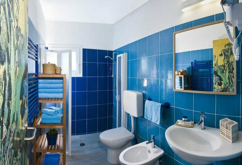 Номер Стандарт Трехместный, Napoleon