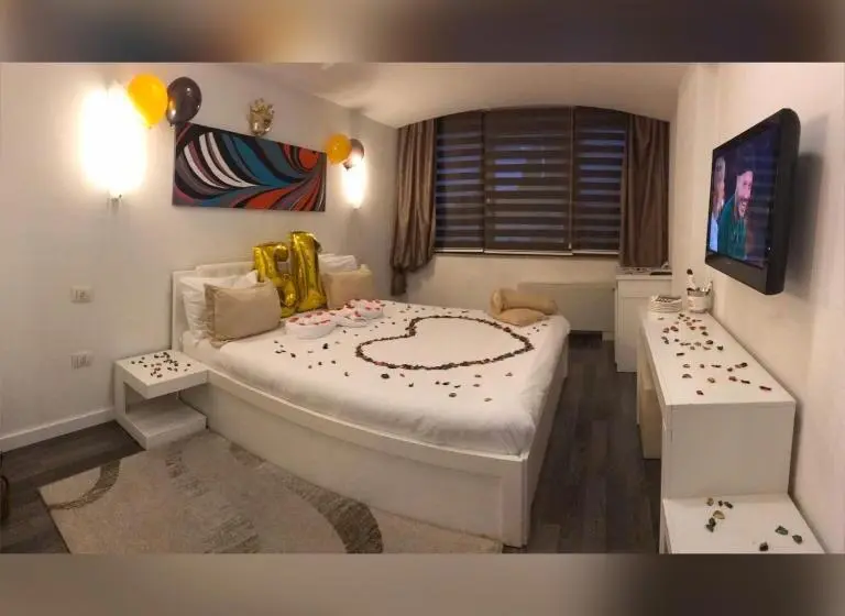 اتاق استاندارد, Theranda