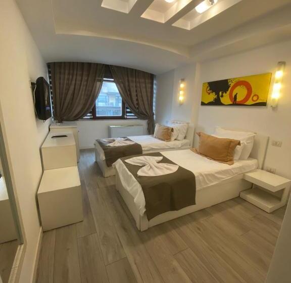 اتاق استاندارد, Theranda