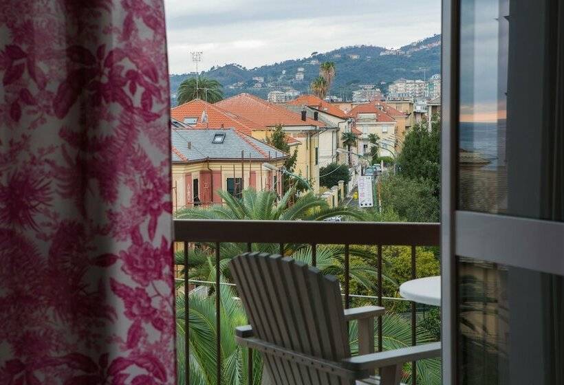 标准间, Villa Gloria