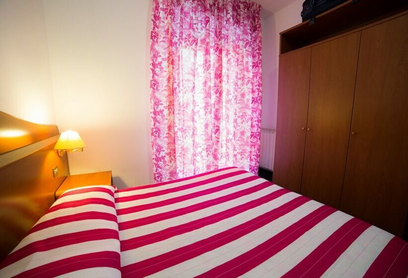 标准间, Villa Gloria