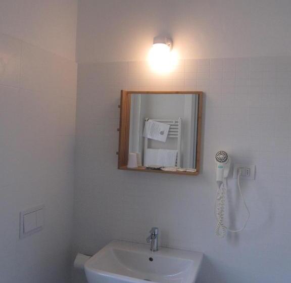 标准间, Villa Gloria