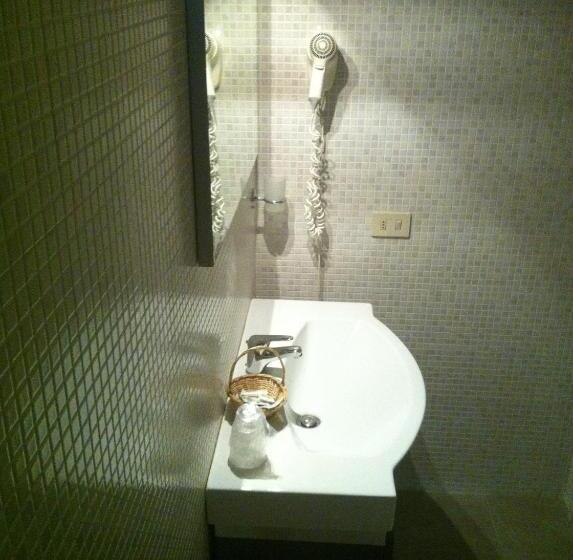 标准间, Villa Gloria