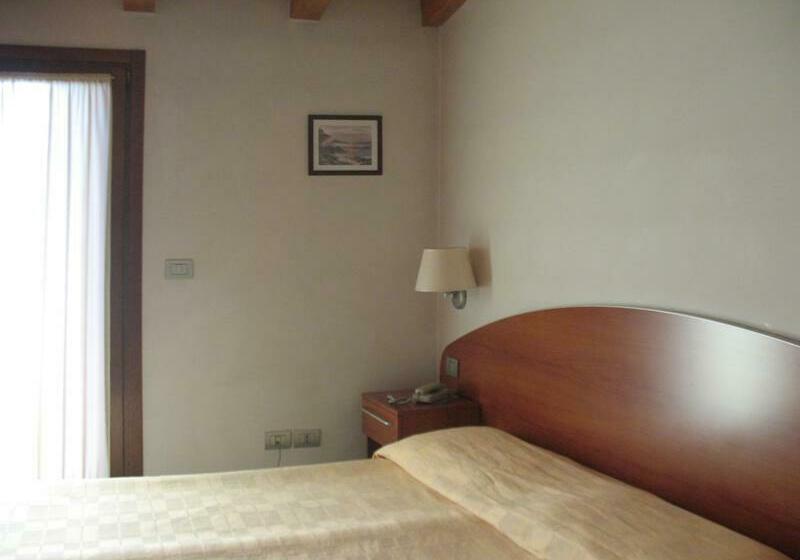 スタンダードルーム, Vittoria