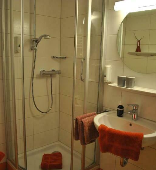 Номер Стандарт с Балконом, B&b Apart Hotel Goldener Hahn   Guesthouse Hirsch Baiersbronn