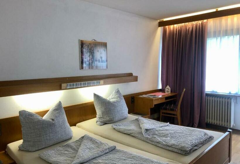 バルコニー付きスタンダードルーム, B&b Apart Hotel Goldener Hahn   Guesthouse Hirsch Baiersbronn