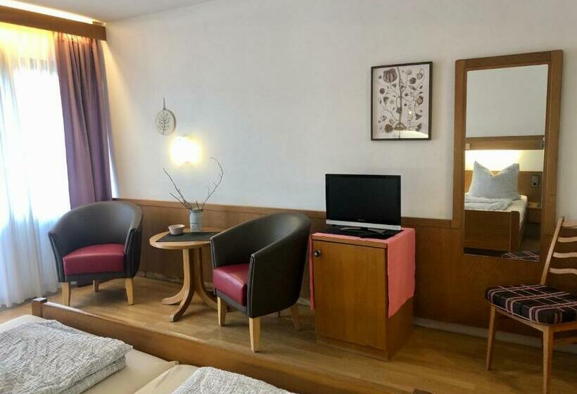 バルコニー付きスタンダードルーム, B&b Apart Hotel Goldener Hahn   Guesthouse Hirsch Baiersbronn