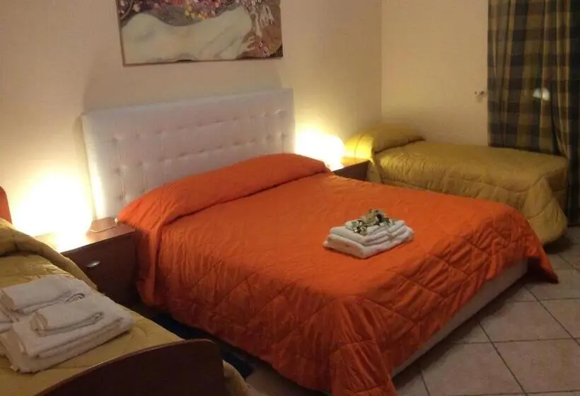スタンダード4人部屋, Villa Adriana B&b