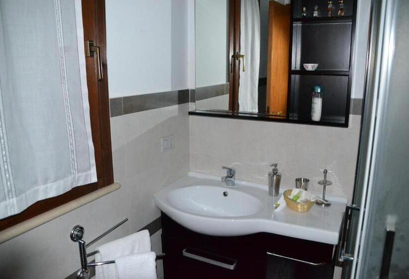 חדר סופריור, Villa Adriana B&b