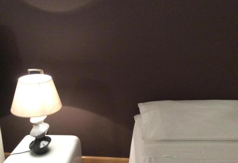 غرفة سوبيريور ثلاثية مطلّة علي البحر, Bahiaincantata B&b