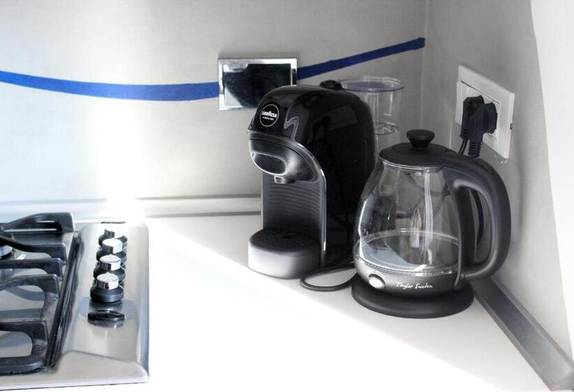 جناح, Bamboo Eco Hostel