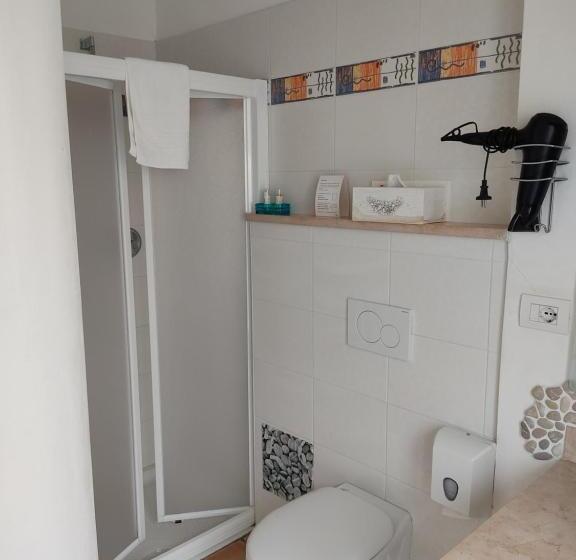 غرفة قياسية ثلاثية, B&b Al Cristo