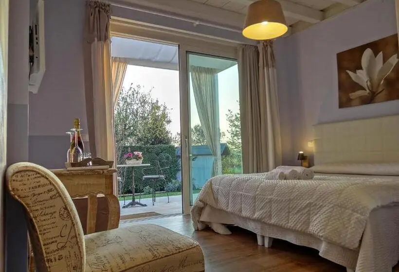 اتاق سوپریور با چشم‌انداز باغ, B&b La Magia Dei Sogni Relais