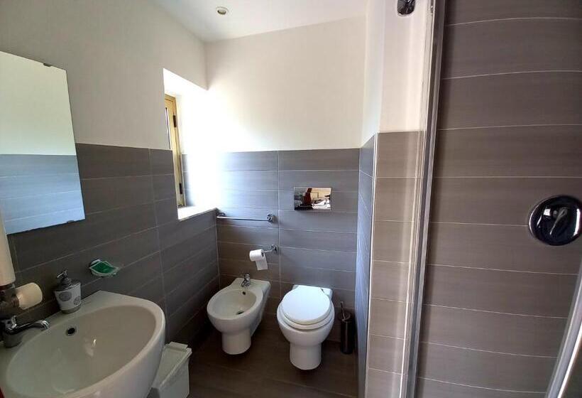 חדר סטנדרט עם מרפסת, Agritrinacria Rooms