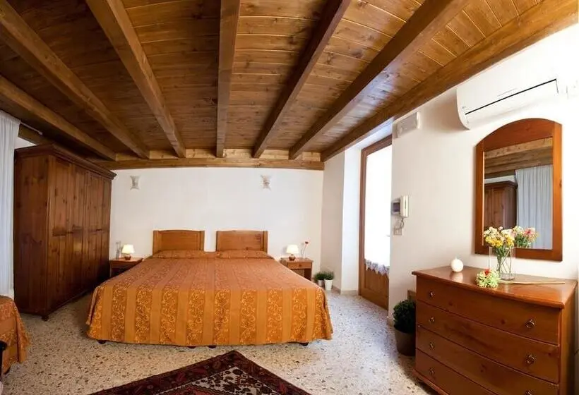 スタンダードルーム, Camere Di Ulisse