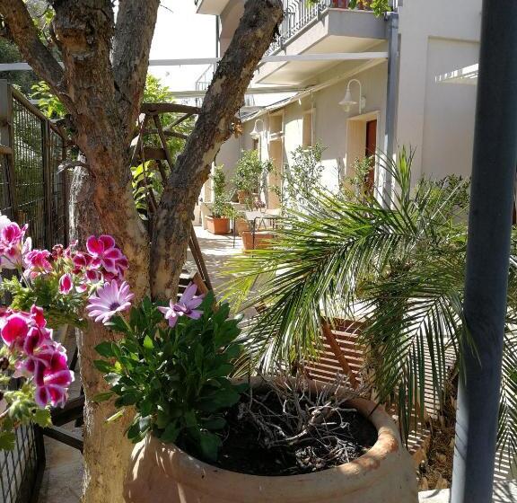 Номер Стандарт, Il Giardino Dei Limoni