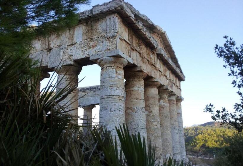 Номер Стандарт Трехместный, La Suite Di Segesta