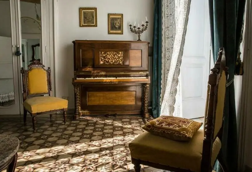 Standard-huone Parveke, Le Foglie Di Acanto